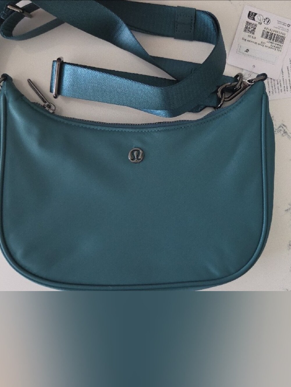 lululemon athletica City Essentials Shoulder Bag - Teal Green